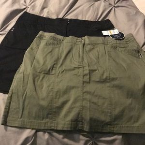 Karen Scott 16W skorts black and green